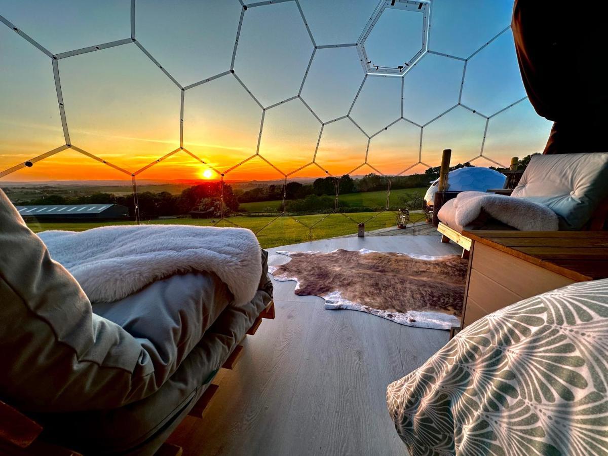 Hotel Deerstone Glamping-Pinhaw Beacon Dome Hot Tub Earby Exterior foto