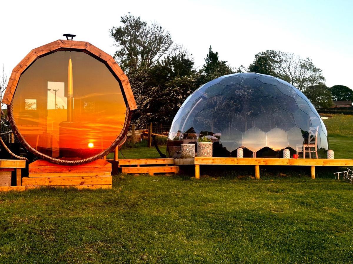 Hotel Deerstone Glamping-Pinhaw Beacon Dome Hot Tub Earby Exterior foto