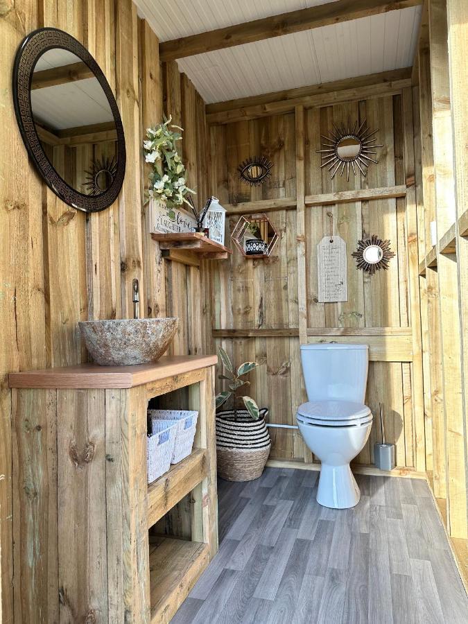 Hotel Deerstone Glamping-Pinhaw Beacon Dome Hot Tub Earby Exterior foto
